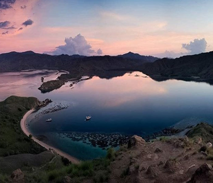 Tempat Wisata Taman Nasional Komodo