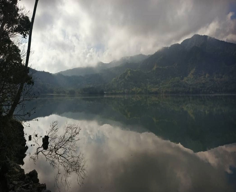 Danau Sano Nggoang