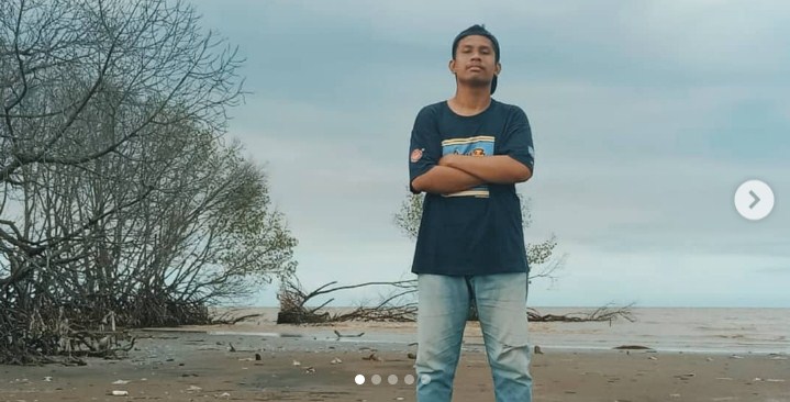 Fasilitas di Pantai Muara Gembong