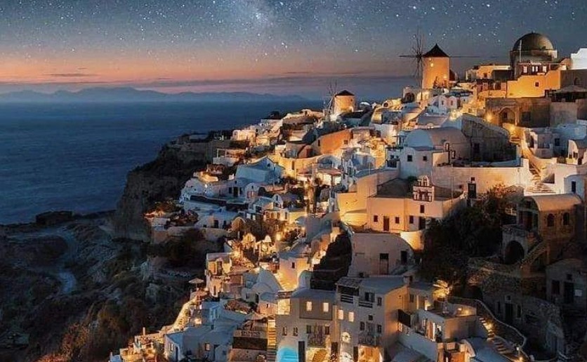 Pulau Santorini