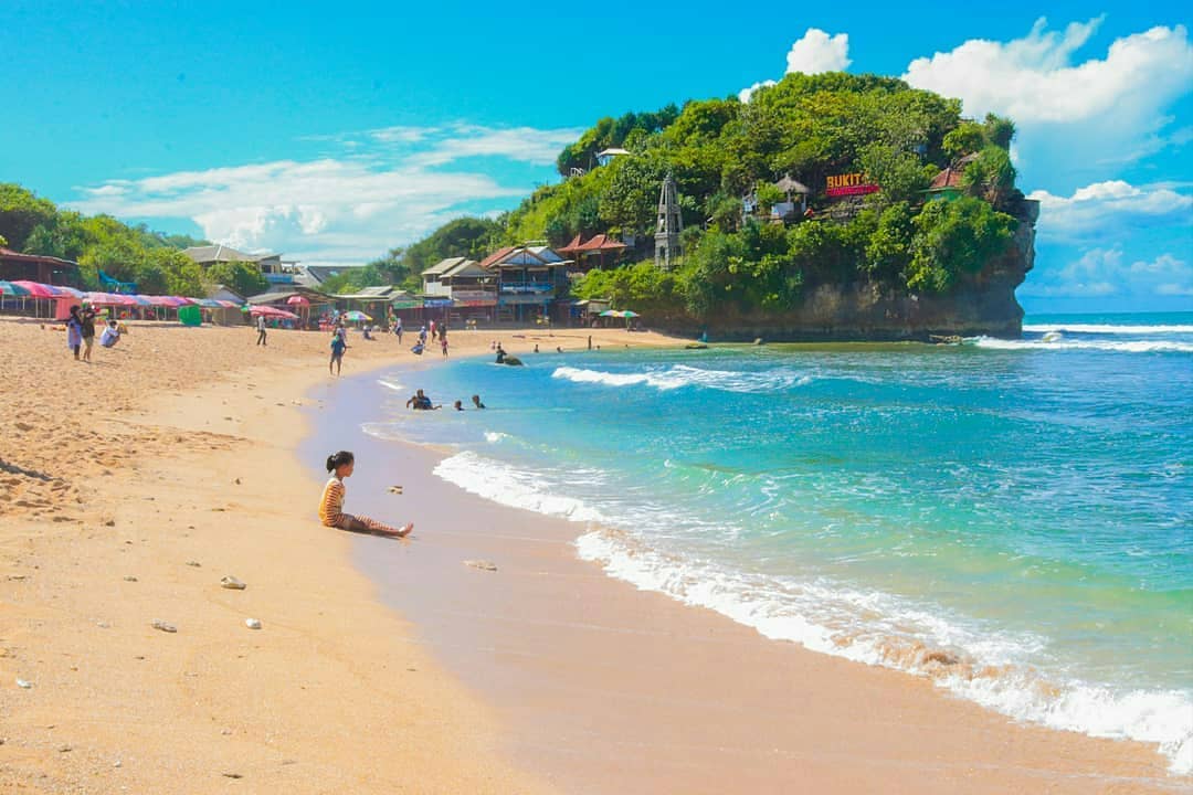 Aktivitas Menarik di Pantai Pulang Sawal