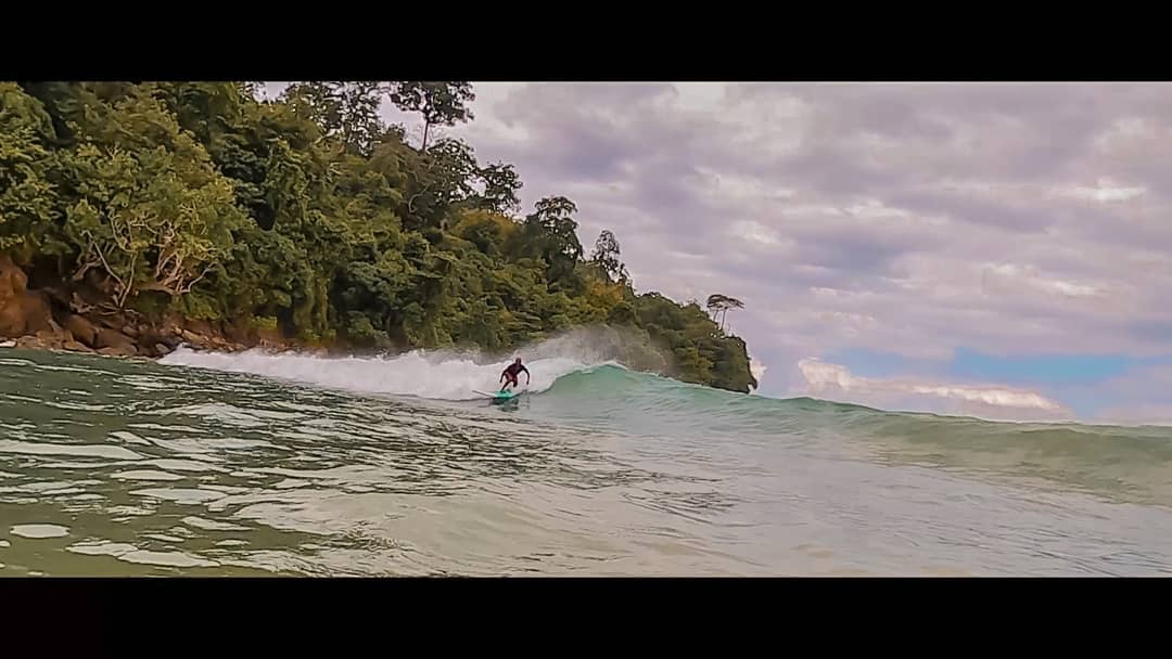 Aktivitas di Pantai Wedi Awu