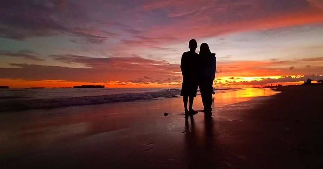 Daya Tarik Pantai Tiku