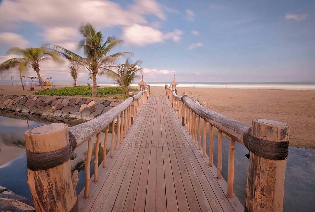 Daya Tarik yang Bisa Wisatawan Dapatkan di Pantai Petitenget