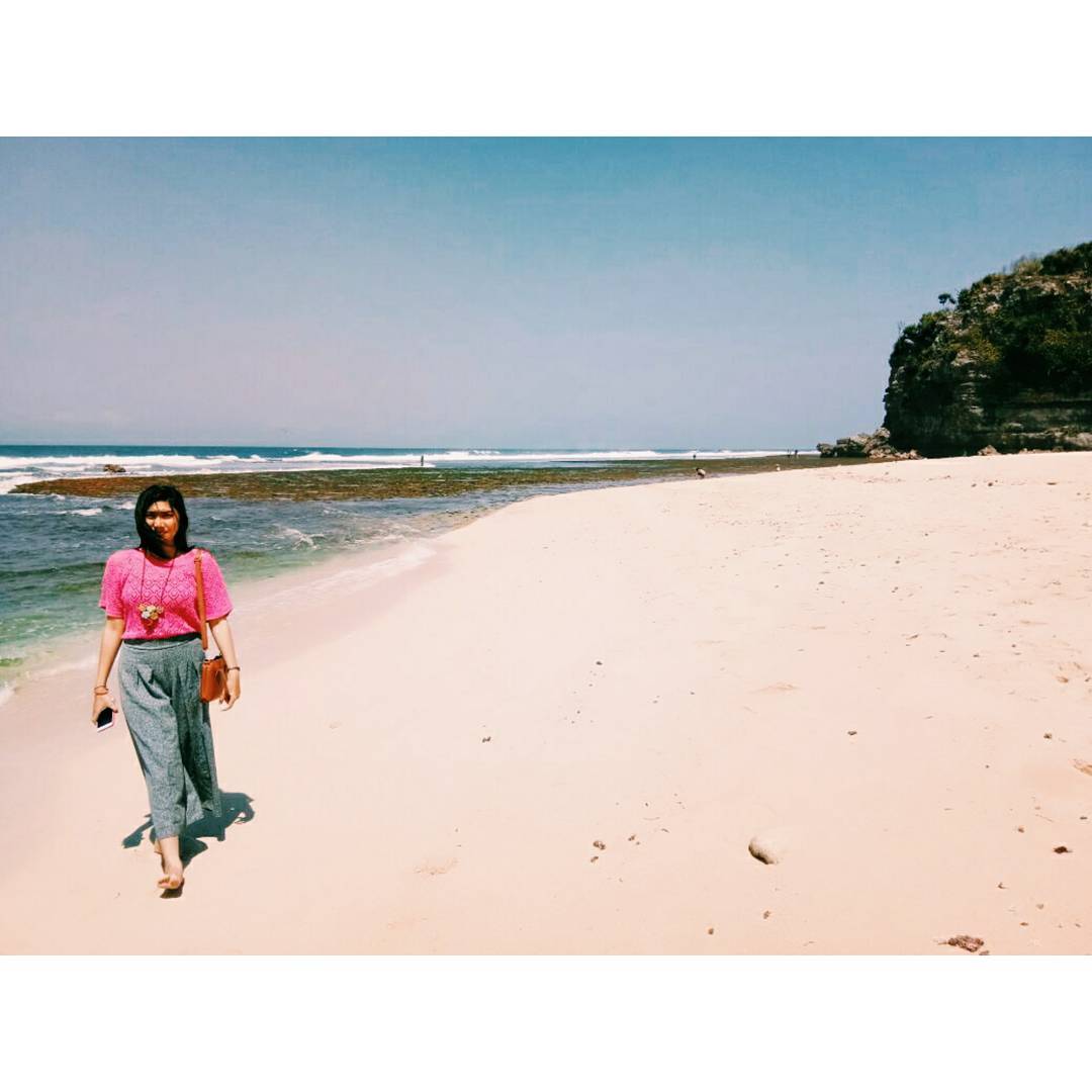 Foto Tempat Wisata Pantai Sanglen