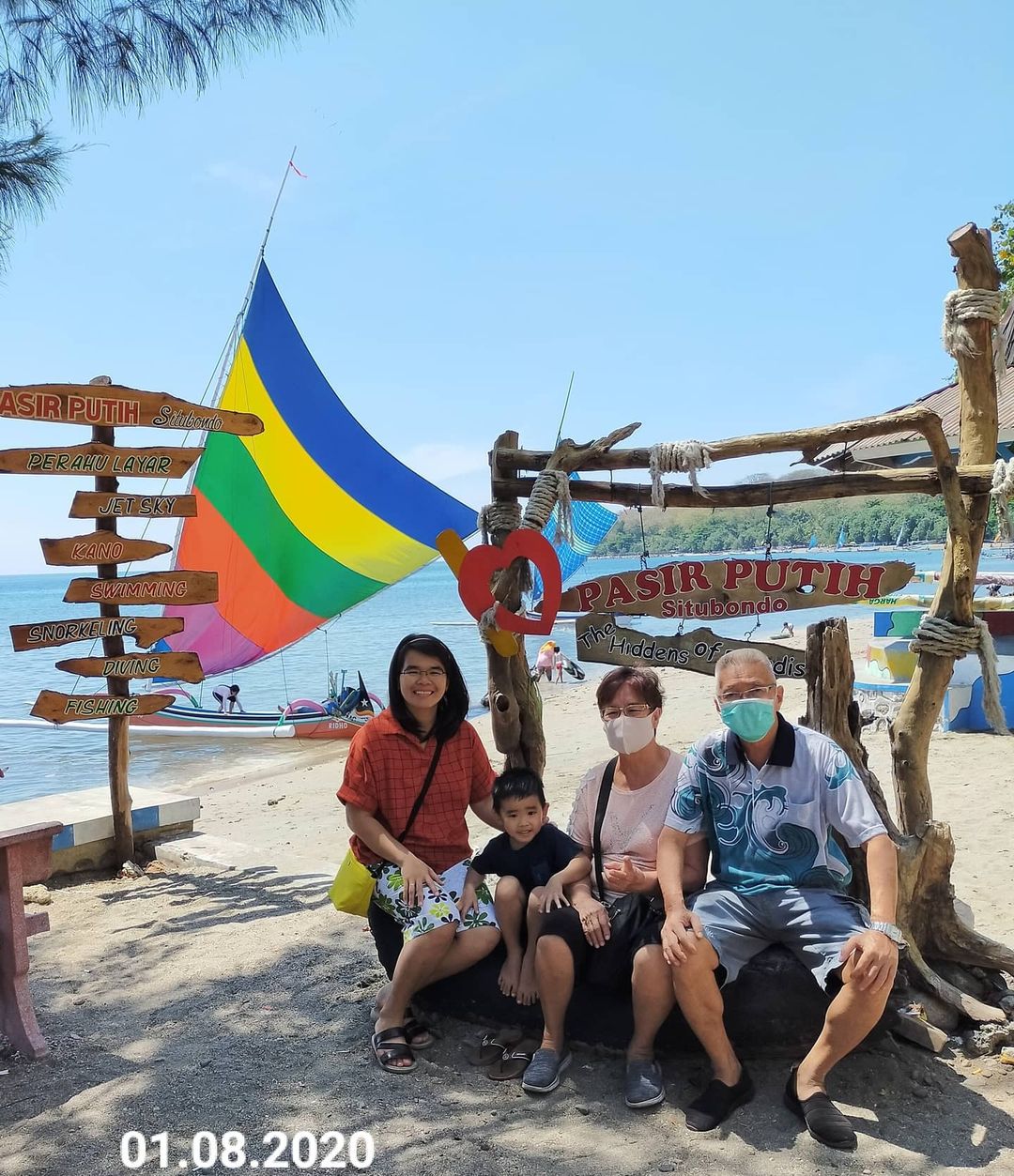 Pantai Pasir Putih Situbondo